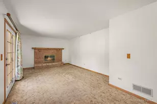 221 Foxmoor Rd, Fox River Grove, IL 60021 - Photo 13