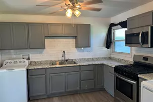22310 Cornell Ave, Sauk Village, IL 60411 - Photo 3