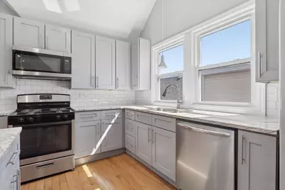 4928 W Eddy Street #2, Chicago, IL 60641 - Photo 7