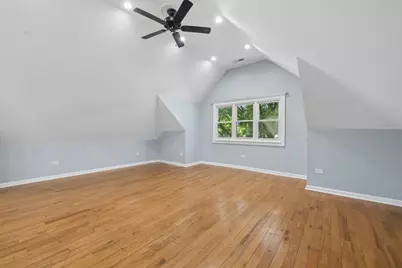 4928 W Eddy Street #2, Chicago, IL 60641 - Photo 9