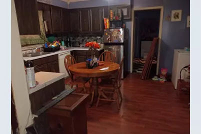 207 E Walnut Street, Carrier Mills, IL 62917 - Photo 5