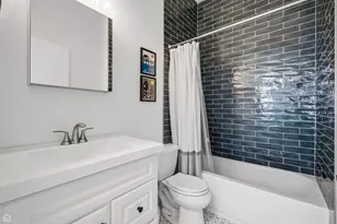 645 W Surf St, Chicago, IL 60657 - Photo 15