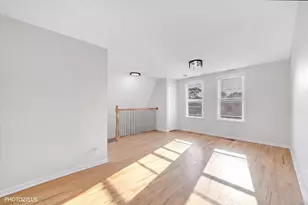 934 N St Louis Ave, Chicago, IL 60651 - Photo 3