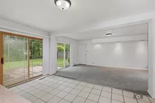 16112 University Ave, South Holland, IL 60473 - Photo 7