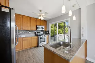 38 Blue Ridge Dr, Glendale Heights, IL 60139 - Photo 11