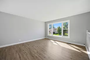 38 Blue Ridge Dr, Glendale Heights, IL 60139 - Photo 7