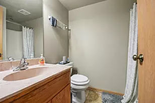 5712 Kathryn Ln, Matteson, IL 60443 - Photo 11