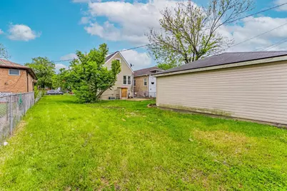 1330 Ridgeland Avenue, Berwyn, IL 60402 - Photo 23