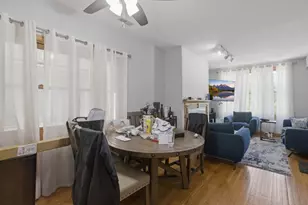 2033 W Huron St, Chicago, IL 60612 - Photo 3