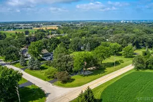 17N228 Oak Grove Dr, Hampshire, IL 60140 - Photo 33
