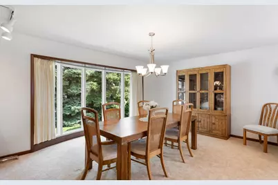 539 Hamilton Avenue, Westmont, IL 60559 - Photo 9