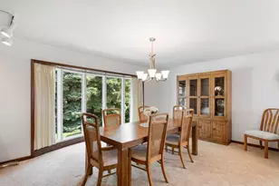 539 Hamilton Ave, Westmont, IL 60559 - Photo 9
