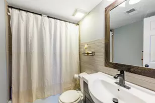 11036 S Kilpatrick Ave, Oak Lawn, IL 60453 - Photo 11