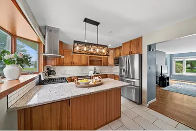 30W044 Bruce Lane, Naperville, IL 60563 - Photo 5