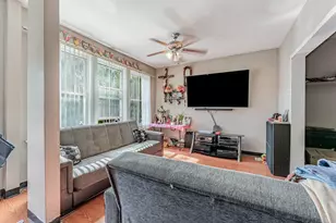4950 S Marshfield Ave, Chicago, IL 60609 - Photo 3