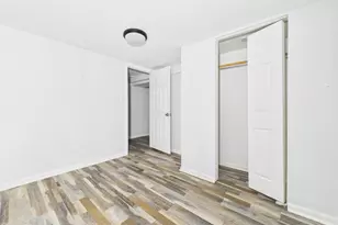 7826 S Paxton Ave, Chicago, IL 60649 - Photo 23