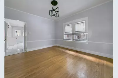 7826 S Paxton Avenue, Chicago, IL 60649 - Photo 5