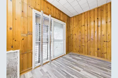 7826 S Paxton Avenue, Chicago, IL 60649 - Photo 15