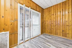 7826 S Paxton Ave, Chicago, IL 60649 - Photo 15