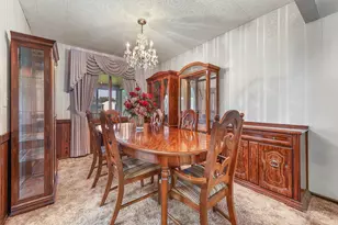 834 Edenwood Dr, Roselle, IL 60172 - Photo 11