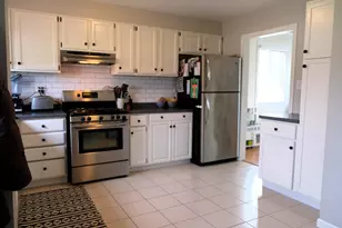 891 E Grant Dr, Des Plaines, IL 60016 - Photo 5