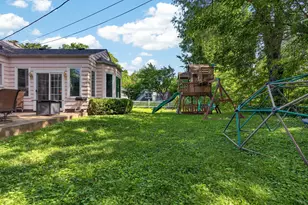 816 Manchester Rd, Normal, IL 61761 - Photo 29
