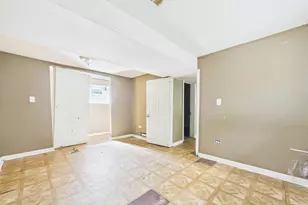 316 W 107th St, Chicago, IL 60628 - Photo 23