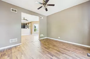 316 W 107th St, Chicago, IL 60628 - Photo 5