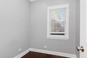 5441 S Hunt Ave, Summit, IL 60501 - Photo 9