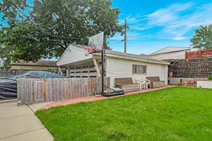 5441 S Hunt Ave, Summit, IL 60501 - Photo 21