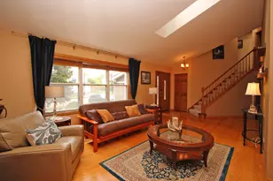 464 Farm Bridge Rd, Lake Zurich, IL 60047 - Photo 3