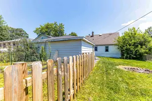 1506 N East End Ave, Round Lake Beach, IL 60073 - Photo 21
