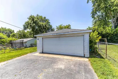 1506 N East End Avenue, Round Lake Beach, IL 60073 - Photo 17