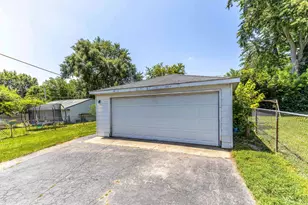 1506 N East End Ave, Round Lake Beach, IL 60073 - Photo 17