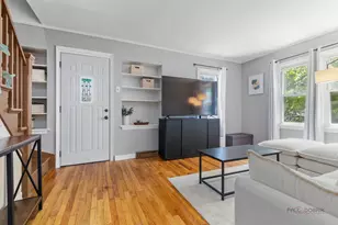 1506 N East End Ave, Round Lake Beach, IL 60073 - Photo 5