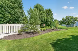 15255 Rosarie Dr, Homer Glen, IL 60491 - Photo 43