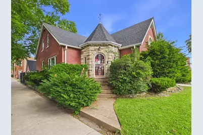 8156 S Paxton Avenue, Chicago, IL 60617 - Photo 1
