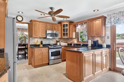 15549 Larkspur Lane, Orland Park, IL 60462 - Photo 11