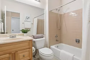 971 Hidden Lake Dr, Buffalo Grove, IL 60089 - Photo 19