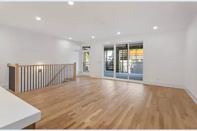 3740 N Racine Avenue #1, Chicago, IL 60613 - Photo 9