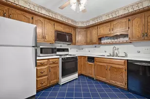 914 Shagbark Rd, New Lenox, IL 60451 - Photo 7