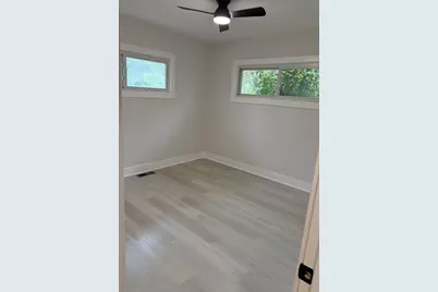 [Address not provided], La Grange Highlands, IL 60525 - Photo 9