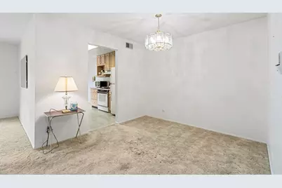 1022 Thorndale Court #A2, Wheeling, IL 60090 - Photo 5