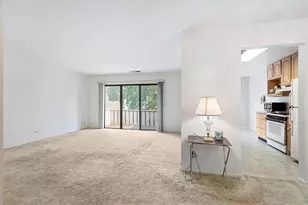 1022 Thorndale Ct, Wheeling, IL 60090 - Photo 3