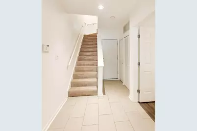 4926 S Cornell Avenue #E, Chicago, IL 60615 - Photo 3