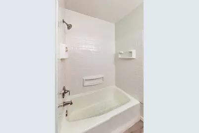 6235 Gold Circle #6235, Hanover Park, IL 60133 - Photo 19