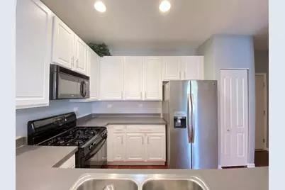 2279 Barrington Drive E #2279, Aurora, IL 60503 - Photo 5