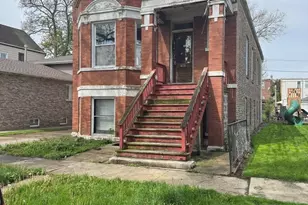1526 Elmwood Ave, Berwyn, IL 60402 - Photo 1