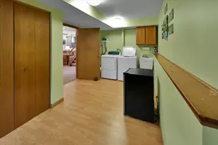 214 Deerpath Dr, Oswego, IL 60543 - Photo 11