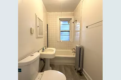 7656 S East End Avenue #2E, Chicago, IL 60649 - Photo 9